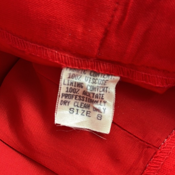 Neiman Marcus | Red Skirt Set | 8 - Picture 9 of 17